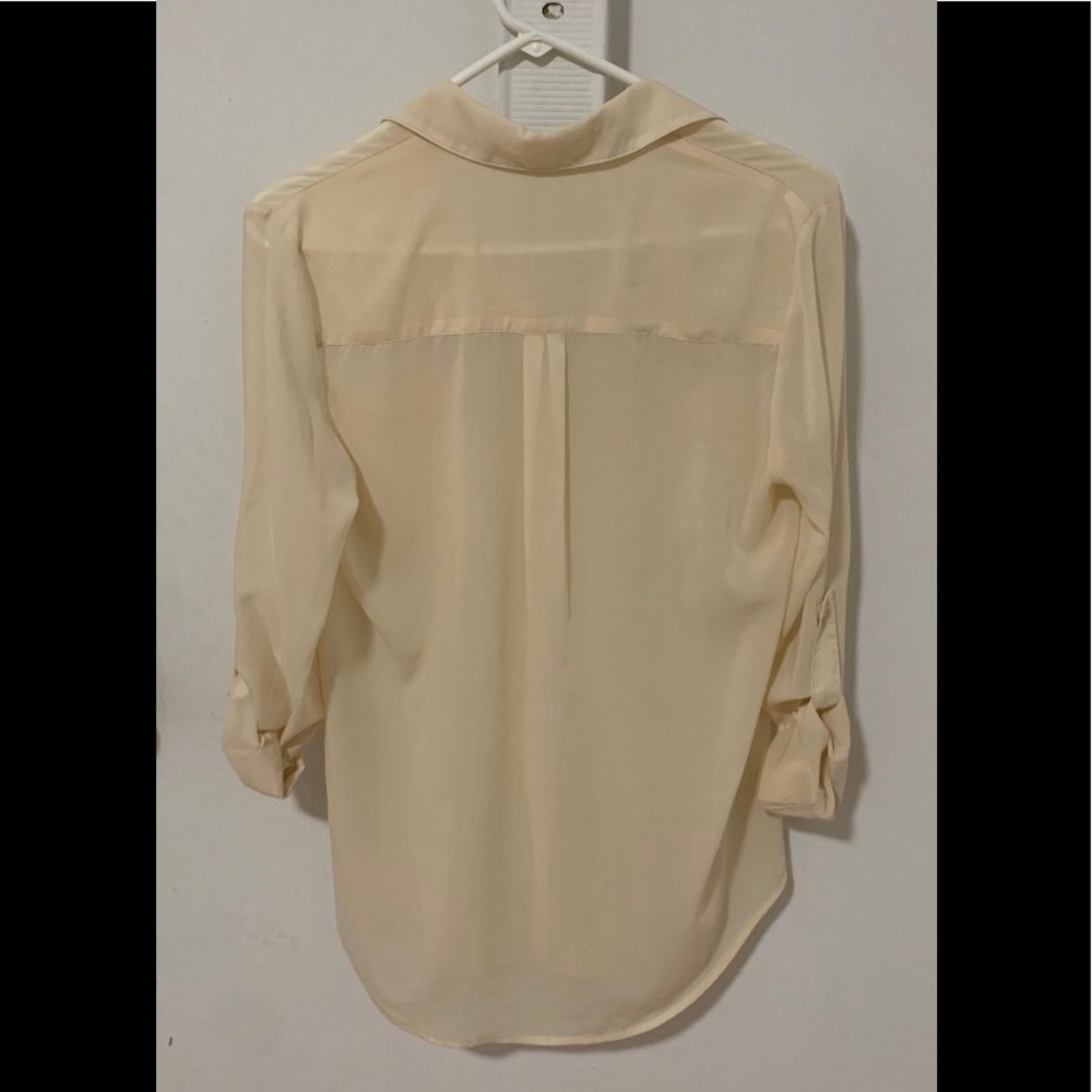 Ivory button down blouse - Picture 2 of 2